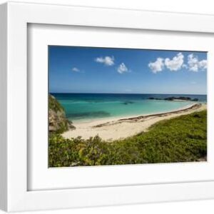 Dragon Cay and Mudjin Harbour Beach, Middle Caicos, Turks and Caicos Islands, Caribbean. - White Framed Art Print Wall Art, 12x8