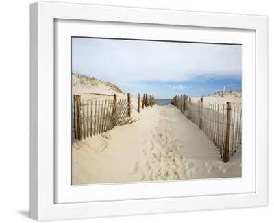 Quiet Beach - White Framed Art Print Wall Art, 16x12
